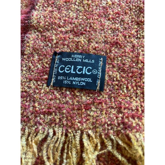 Celtic Kerry Woollen Mills woman’s lambs wool and nylon scarf with fringe - Picture 2 of 3